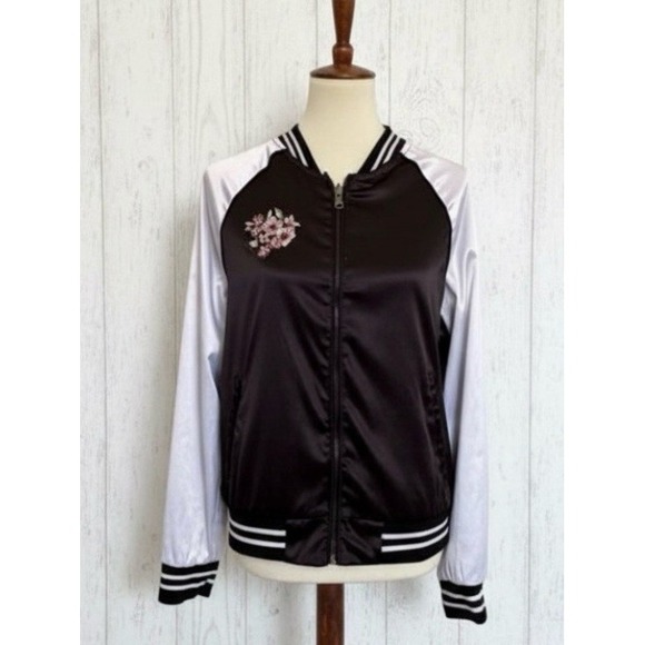 Full Tilt Jackets & Blazers - Full Tilt Reversible Satin Bomber Jacket Peacock Floral Embroidery Size Small